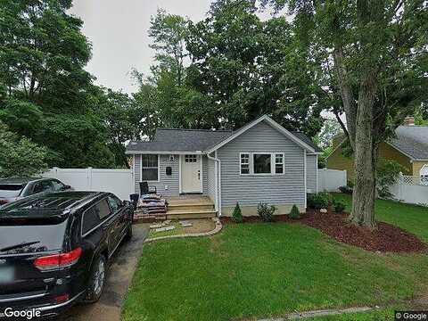Parker, LACONIA, NH 03246