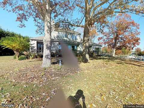 Tuckaway, KILMARNOCK, VA 22482