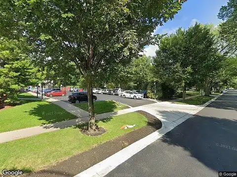 Elm, HINSDALE, IL 60521