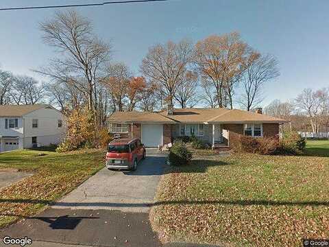 Macarthur, TRUMBULL, CT 06611