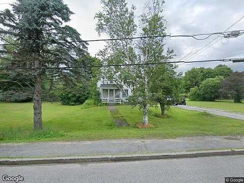 Oak, NEWPORT, NH 03773