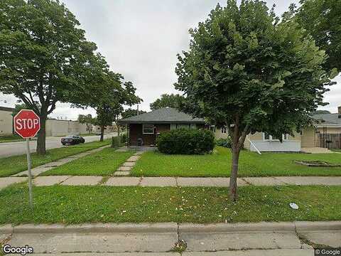 96Th, MILWAUKEE, WI 53225