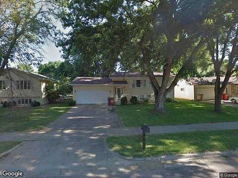 51St, SIOUX FALLS, SD 57106