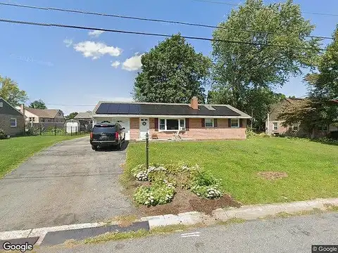 Sundra, EAST PETERSBURG, PA 17520