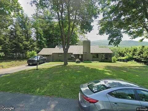 Lake, ELLENVILLE, NY 12428