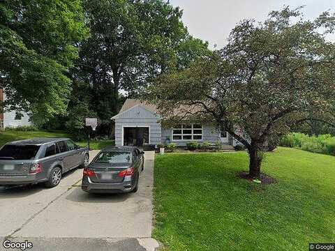 Leslie, LANESBOROUGH, MA 01237