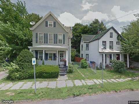 Manor, KINGSTON, NY 12401