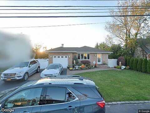 Smith, ISLIP, NY 11751