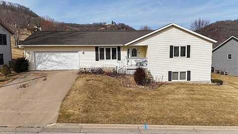 10Th, LA CRESCENT, MN 55947