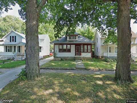 Clark, CHAMPAIGN, IL 61820