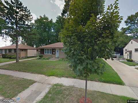 89Th, MILWAUKEE, WI 53225