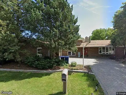 Heritage, LISLE, IL 60532