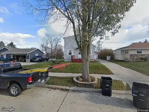 Robert, CUDAHY, WI 53110