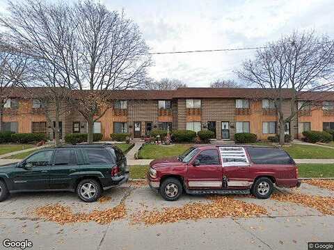 Port, MILWAUKEE, WI 53223