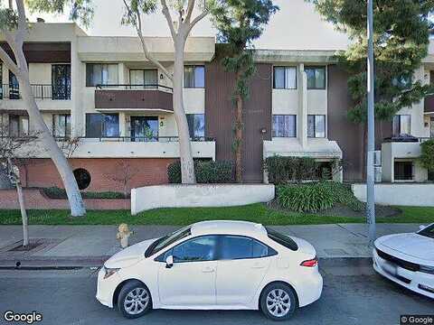 Reseda, TARZANA, CA 91335