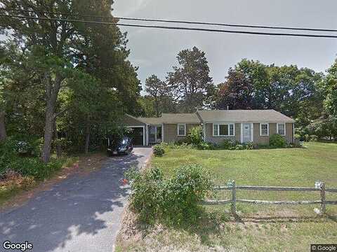 Hazelmoor, SOUTH YARMOUTH, MA 02664