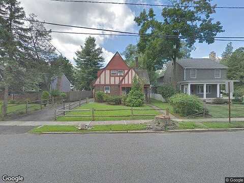 Washington Ave, HILLSDALE, NJ 07642
