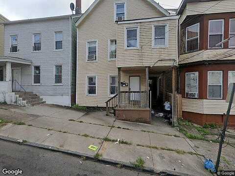 N 7Th St, PATERSON, NJ 07522
