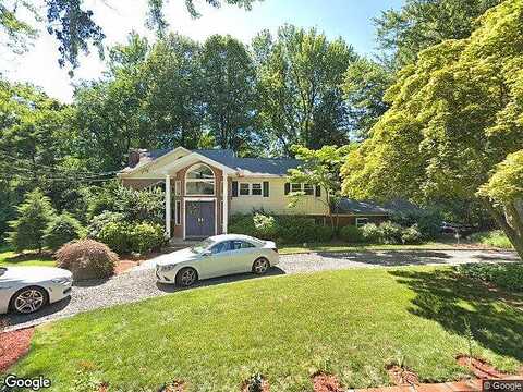 Wyandemere, WOODCLIFF LAKE, NJ 07677