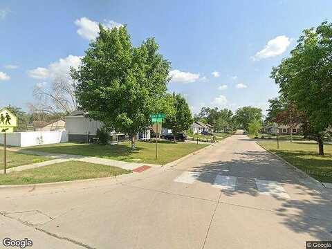 Boxwood, CEDAR RAPIDS, IA 52402