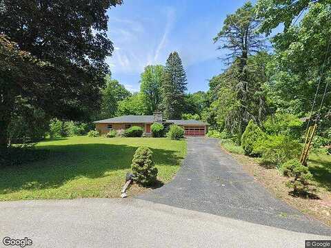 Maureen, ROCHESTER, NY 14624