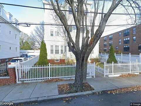 Pearl, SOMERVILLE, MA 02145