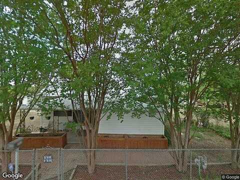 Libold, DEVINE, TX 78016