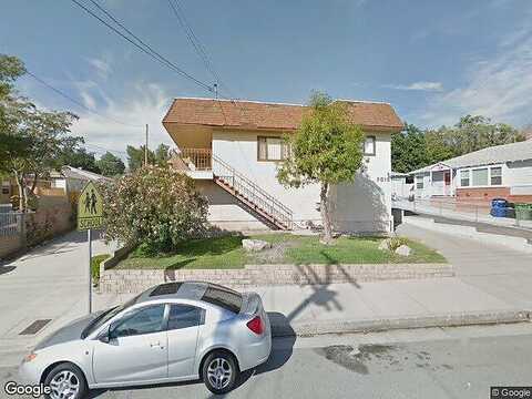 Valmont, TUJUNGA, CA 91042