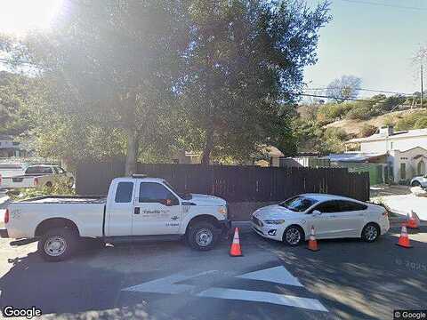 Saint Estaban, TUJUNGA, CA 91042