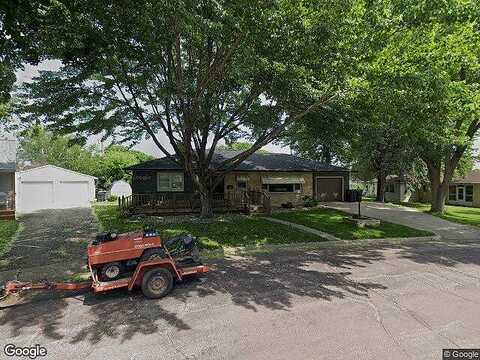 Gwyn, MANKATO, MN 56001