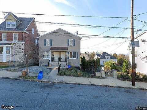 Hayes, BETHLEHEM, PA 18015