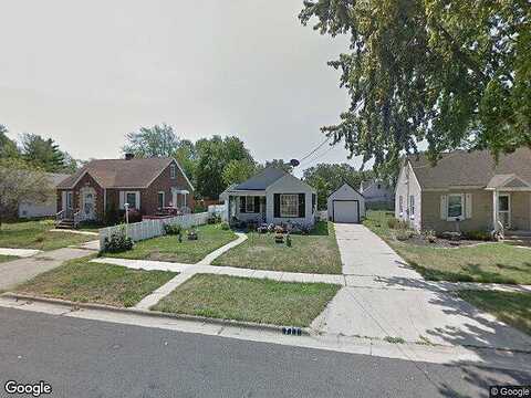 Grand, LOVES PARK, IL 61111