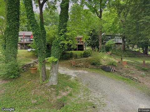 Maple Lake, BRIDGEPORT, WV 26330