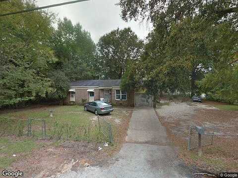 King, CAMDEN, SC 29020