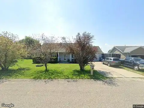 Maple, HOOPESTON, IL 60942