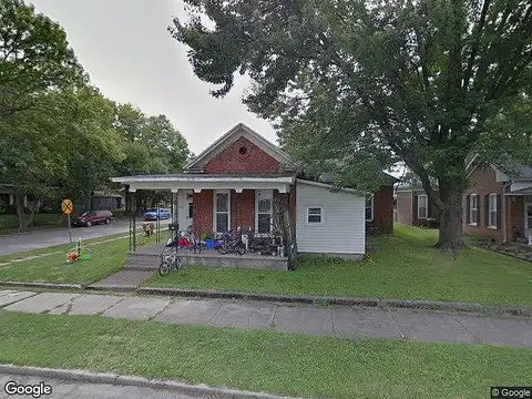 N 10Th St, VINCENNES, IN 47591