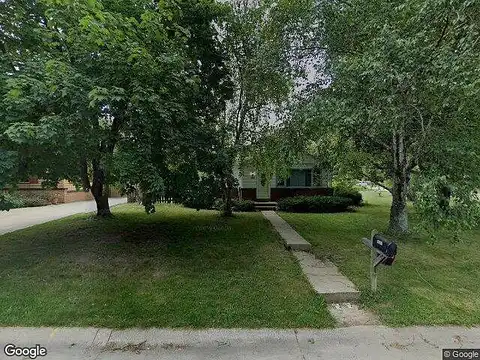 Seneca, MILWAUKEE, WI 53217