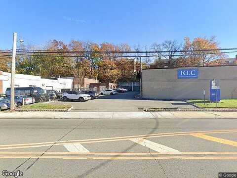 Broad, RIDGEFIELD, NJ 07657