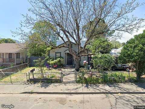 Oak, UKIAH, CA 95482