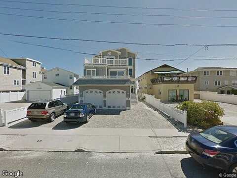 Pleasure Ave, SEA ISLE CITY, NJ 08243