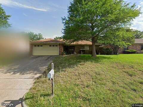 Janetta, NORTH RICHLAND HILLS, TX 76180