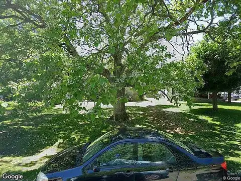 Edna M, LOUISVILLE, KY 40258