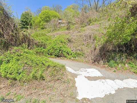 N Liberty Dr, TOMKINS COVE, NY 10986