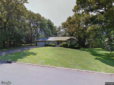 Roslyn, NEW BRITAIN, CT 06052