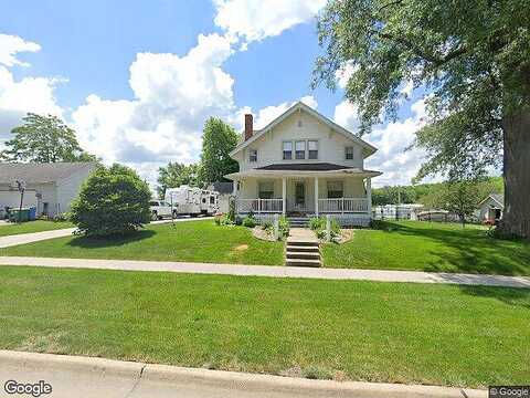 1St, INDIANOLA, IA 50125
