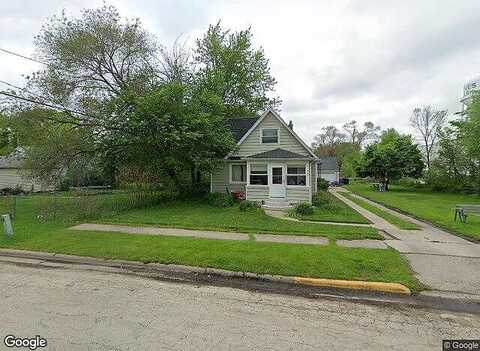 Lawn, LOVES PARK, IL 61111