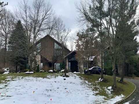 Chestnut, LIVINGSTON, NJ 07039