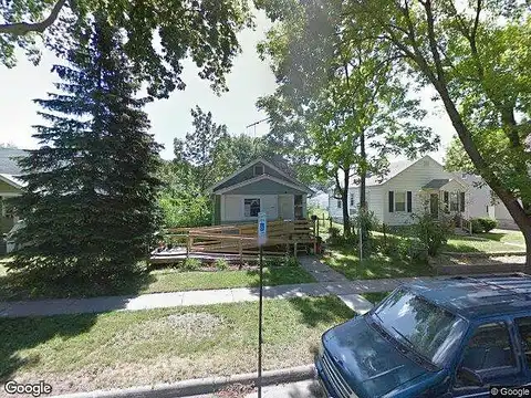 12Th, CEDAR RAPIDS, IA 52402