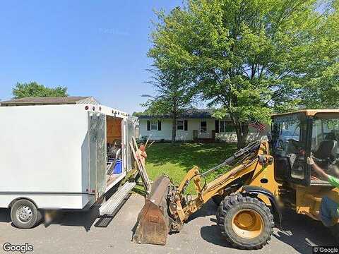 Como, CLAY, NY 13041