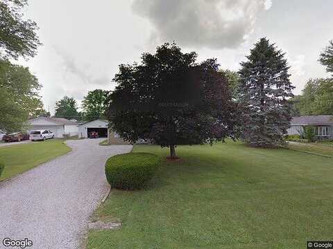 Maple, ROSEDALE, IN 47874